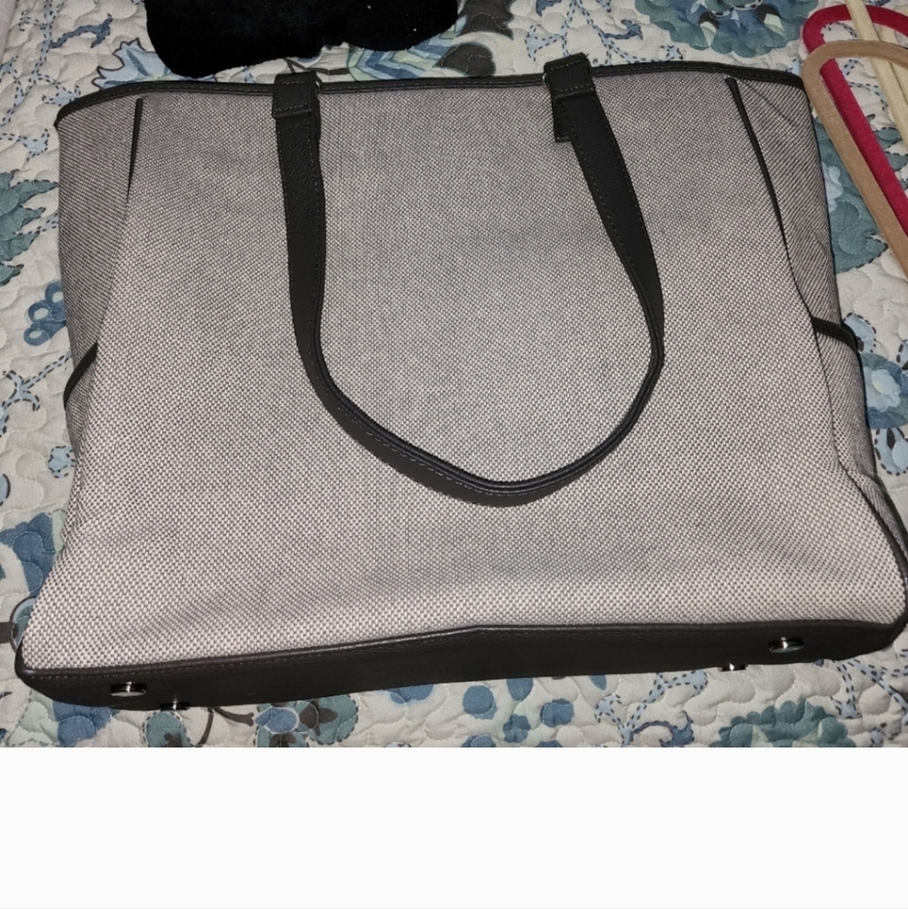 New Thirty one tote